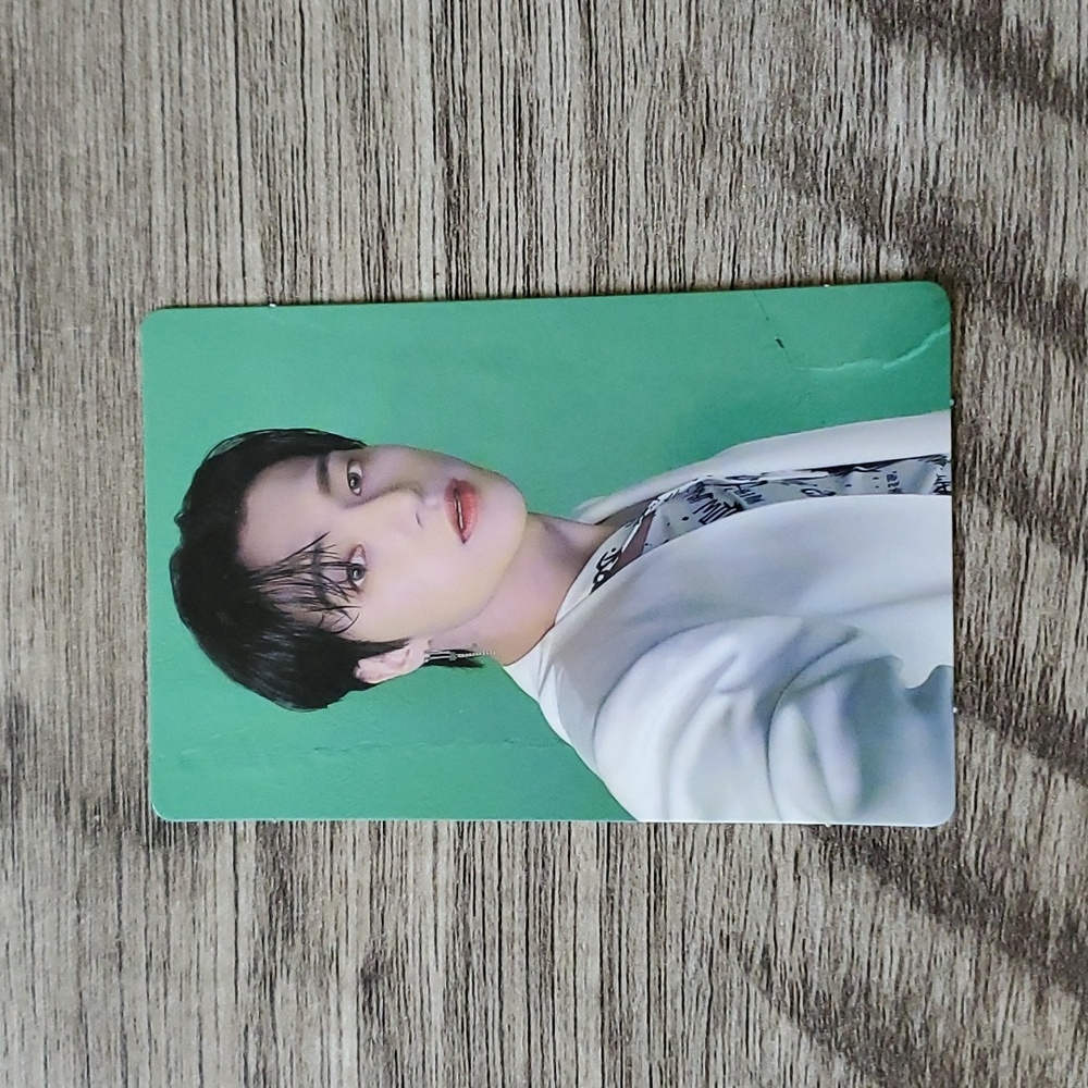 Wooyoung (Ateez) Photocard